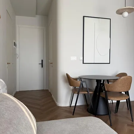 Eagle Appartement *